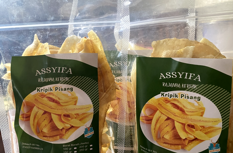 Kripik pisang (1/4)